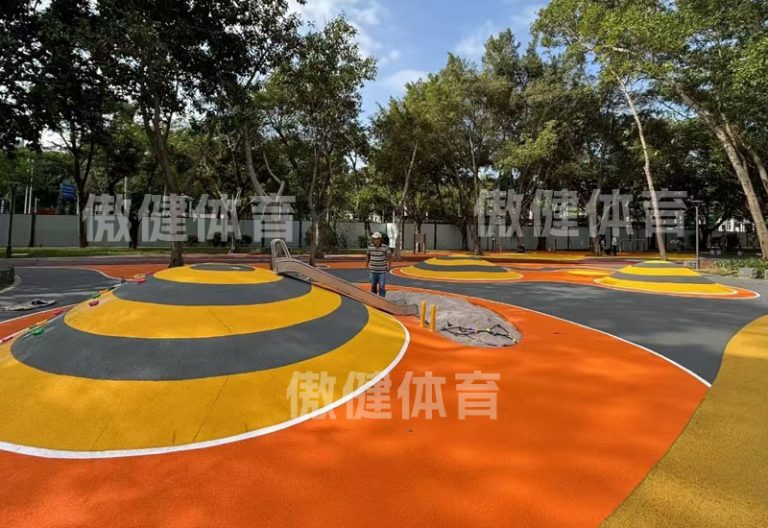 芜湖epdm塑胶地面多少钱一平，苏州8毫米epdm塑胶颗粒价格，南昌epdm塑胶跑道厂家价格表，epdm塑胶地面施工图片视频，幼儿园epdm塑胶一般多厚，游乐场塑胶颗粒施工流程图片视频，13mm透气型塑胶跑道图片，