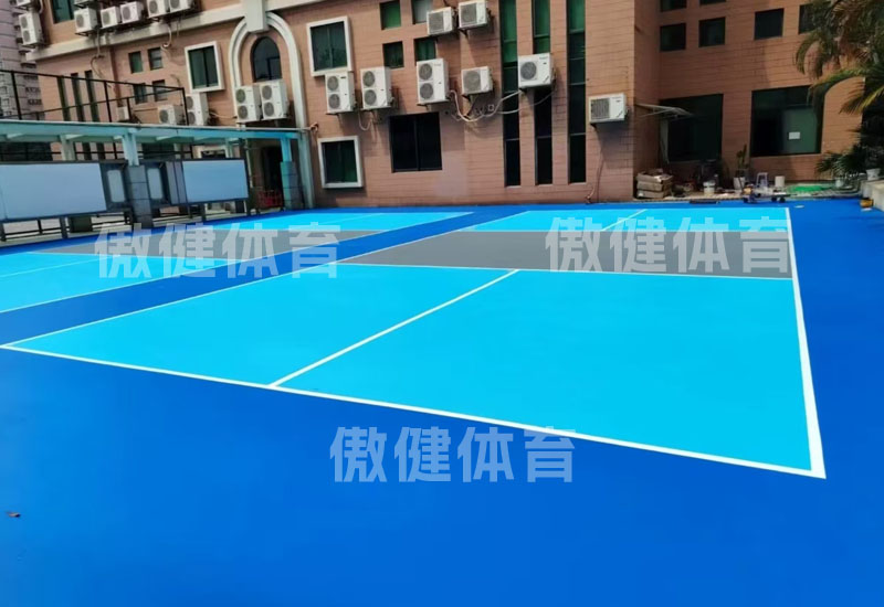 上海硅pu球场价格图片，上海硅pu球场价格施工流程视频，傲健硅pu球场价格材料厂家报价表，上海硅pu球场翻新铲除价格，硬地丙烯酸网球场翻新修补材料，杭州丙烯酸网球场标准尺寸，宁波丙烯酸运动地胶，南昌丙烯酸新国标地坪漆材料，