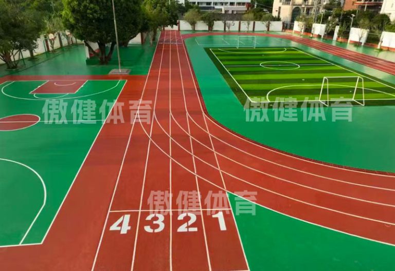 上海透气型塑胶跑道多少钱一平，上海团标2.0透气型塑胶跑道和混合型塑胶跑道的区别，兰州塑胶跑道厂透气型家价格表，上海透气型塑胶跑道施工图片视频，透气型塑胶跑道一般做多厚，透气型塑胶跑道和复合型有什么区别，13mm透气型塑胶跑道图片，透气型塑胶跑道材料生产厂家,13mm透气型塑胶跑道做法
