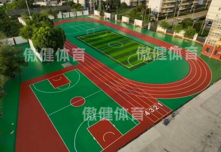 上海透气型塑胶跑道多少钱一平，上海团标2.0透气型塑胶跑道和混合型塑胶跑道的区别，兰州塑胶跑道厂透气型家价格表，上海透气型塑胶跑道施工图片视频，透气型塑胶跑道一般做多厚，混合型塑胶跑道和复合型有什么区别，预制型塑胶跑道图片，透气型塑胶跑道材料生产厂家,13mm透气型塑胶跑道做法